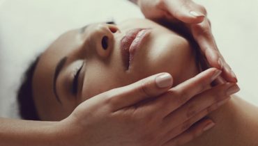 which oil best for face massage