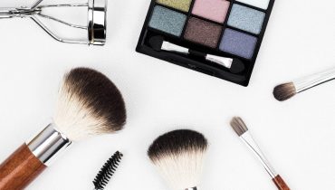 Why wash and dry make up brushes