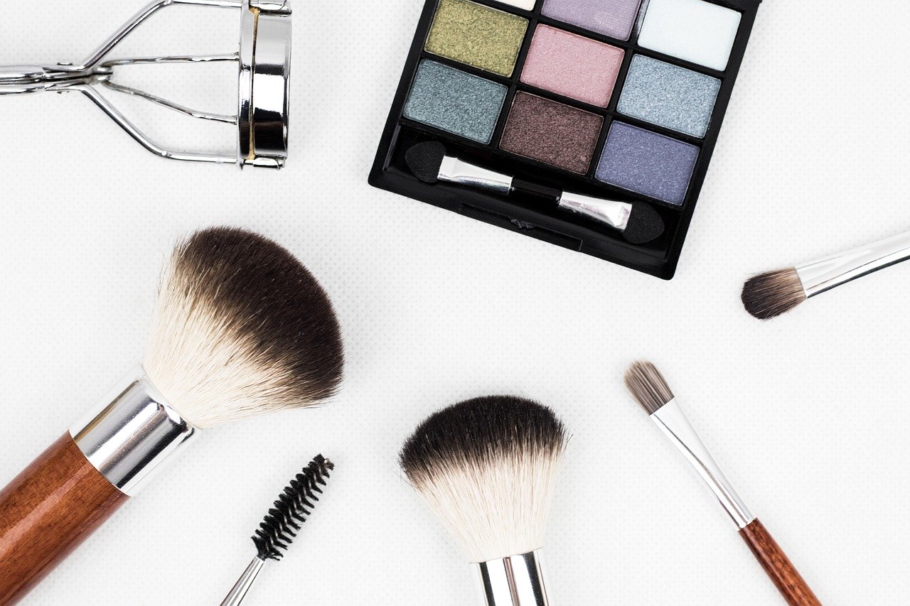 Why wash and dry make up brushes